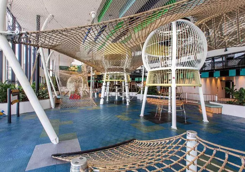 בית מלון כפרי Mercure Sydney Liverpool