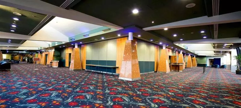 בית מלון כפרי Mercure Sydney Liverpool