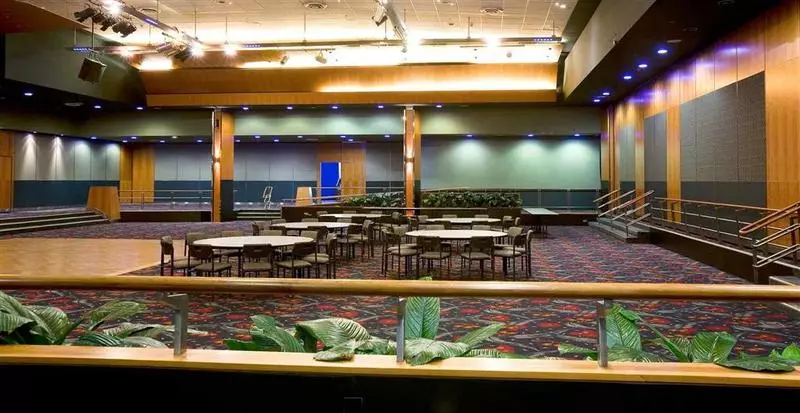 בית מלון כפרי Mercure Sydney Liverpool