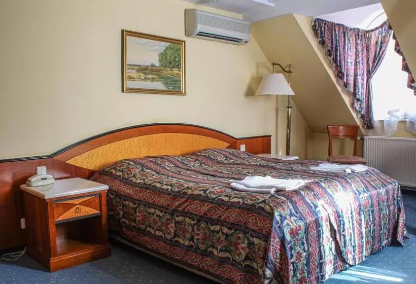 Hotel Offi Haz