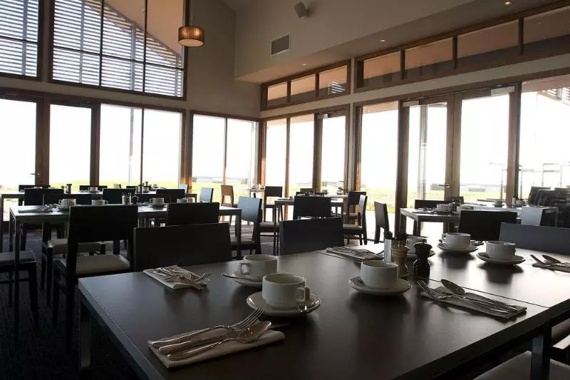 בית מלון כפרי Silverwater Resort Phillip Island