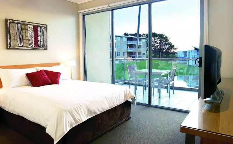 בית מלון כפרי Silverwater Resort Phillip Island