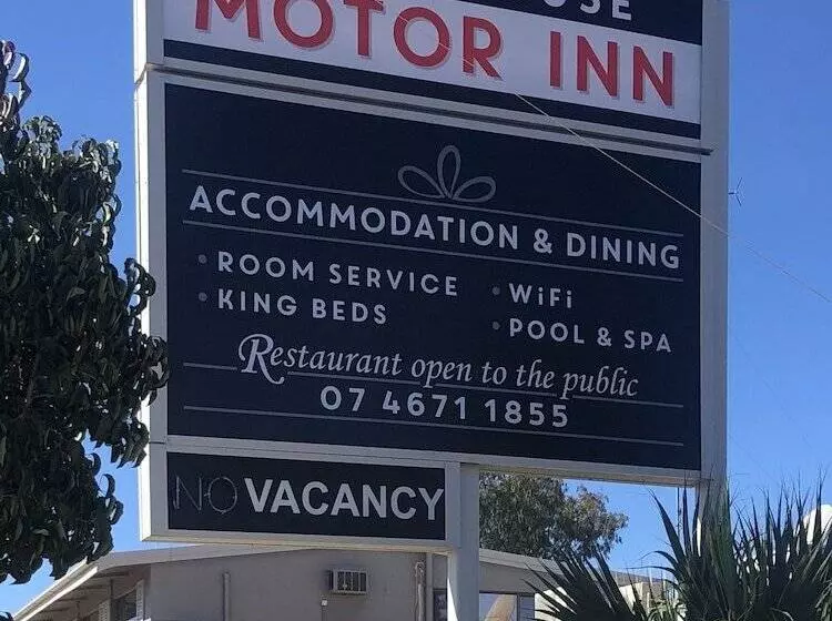 호텔 The Town House Motor Inn