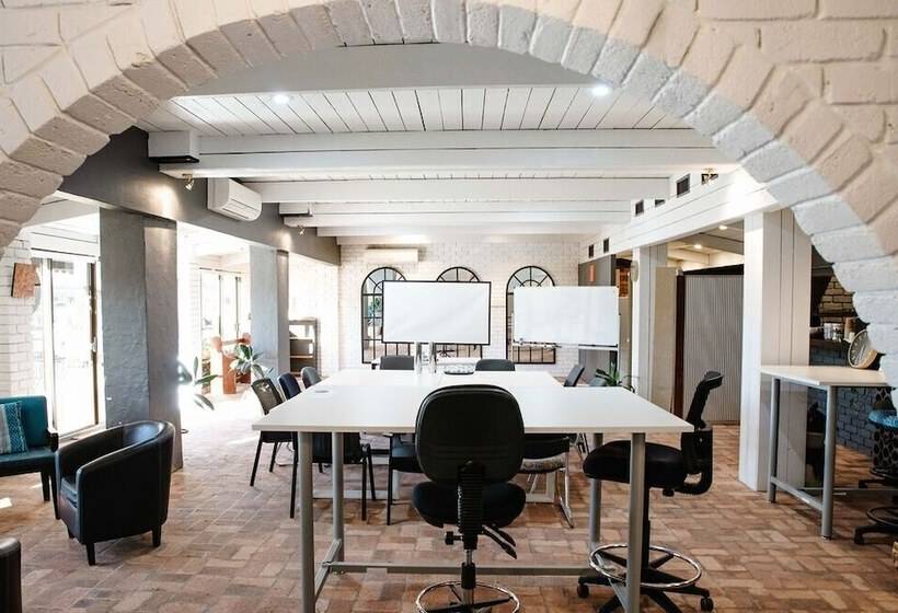 酒店 The Town House Motor Inn