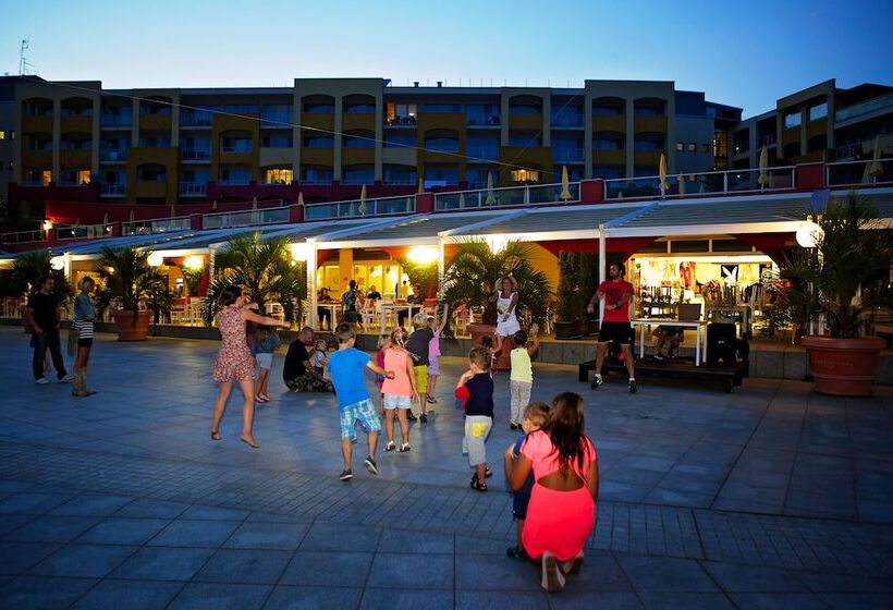 Family Resort Del Mar