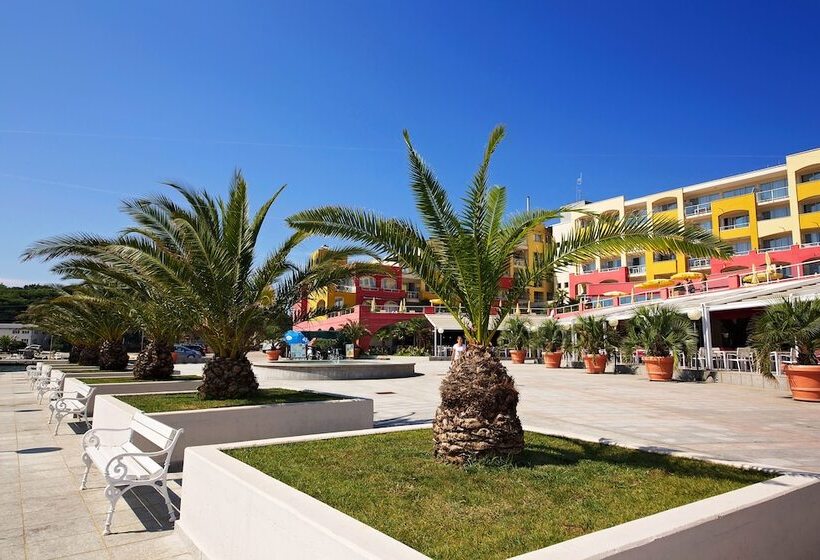 Family Resort Del Mar