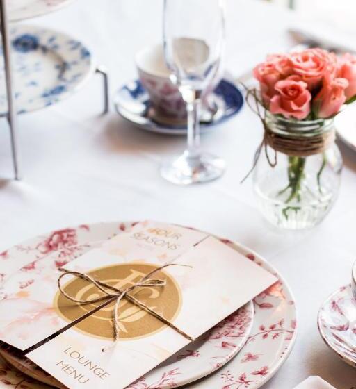 Four Seasons Hotel, Carlingford