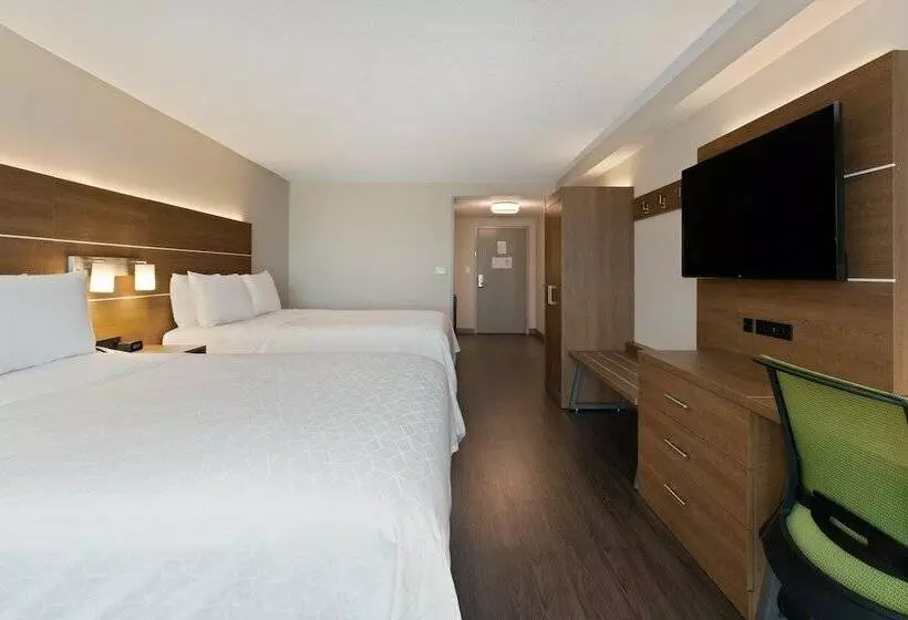 Holiday Inn Express Hotel & Suites Largo Clearwater, An Ihg