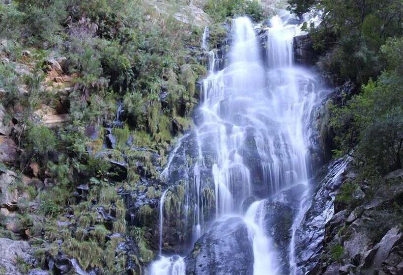 ホテル Altes Landhaus Country Lodge