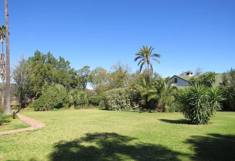 ホテル Altes Landhaus Country Lodge