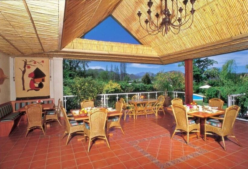 ホテル Altes Landhaus Country Lodge