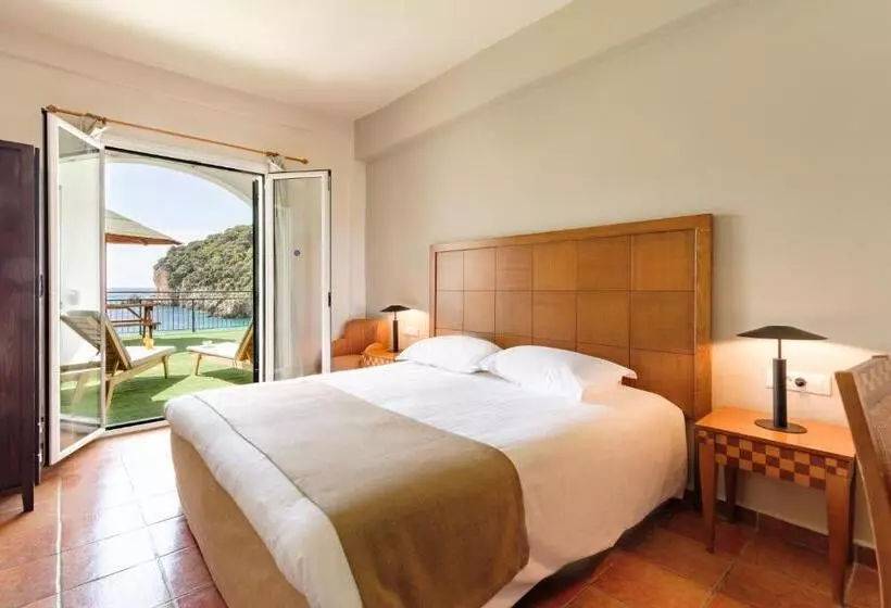 Отель Apollon Corfu