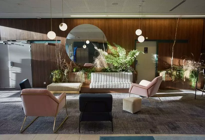 Hotelli Best Western Plus Paris Meudon Ermitage