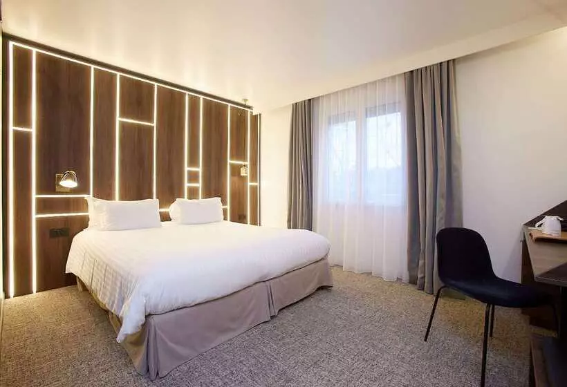 Hotelli Best Western Plus Paris Meudon Ermitage