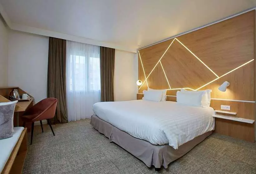 Hotelli Best Western Plus Paris Meudon Ermitage
