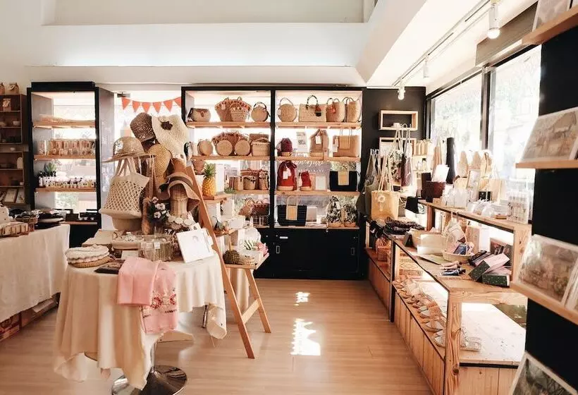 בית מלון כפרי Buri Gallery House