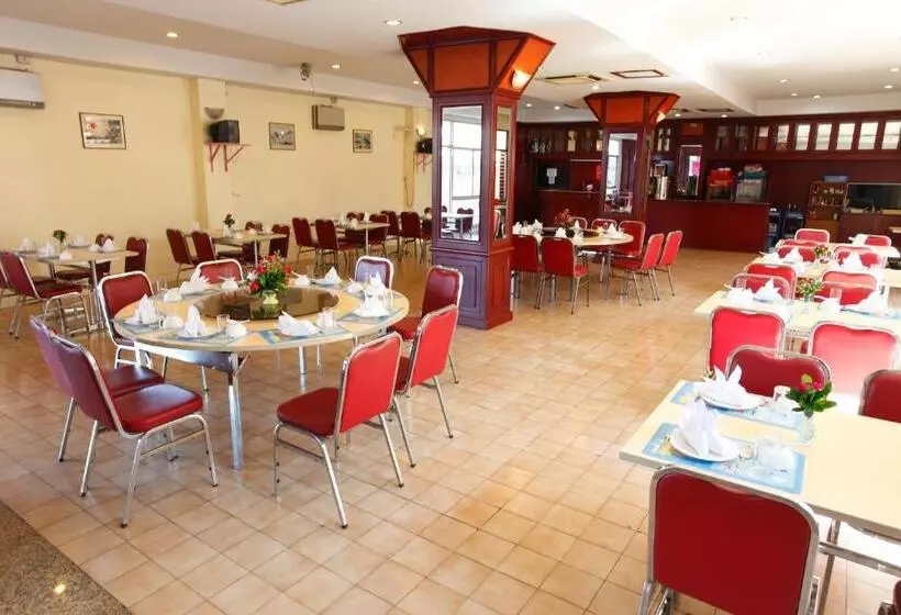 호텔 Chumphon Palace