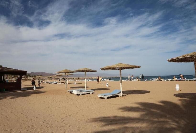 هتل Faraana Height Aqua Park Resort