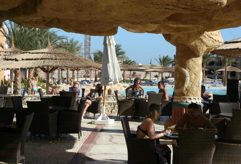 هتل Faraana Height Aqua Park Resort