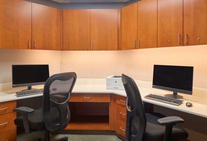 בית מלון כפרי Hampton Inn & Suites Providence/smithfield