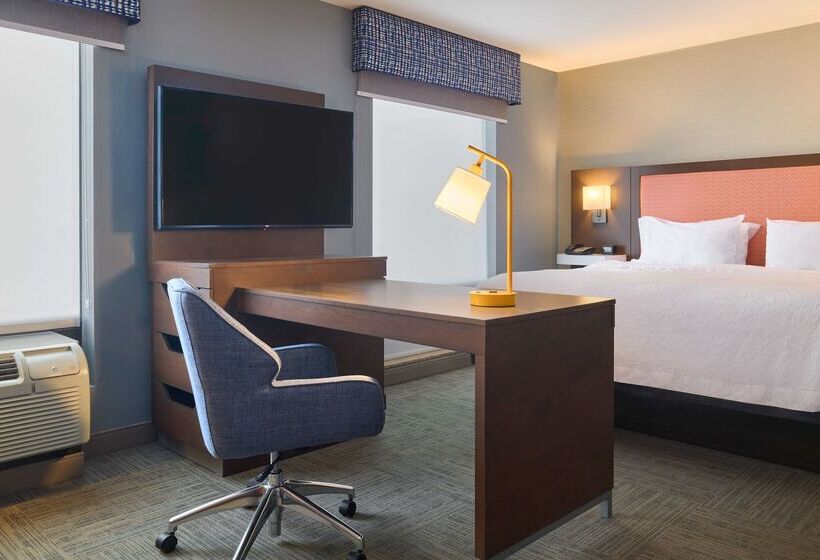 בית מלון כפרי Hampton Inn & Suites Providence/smithfield