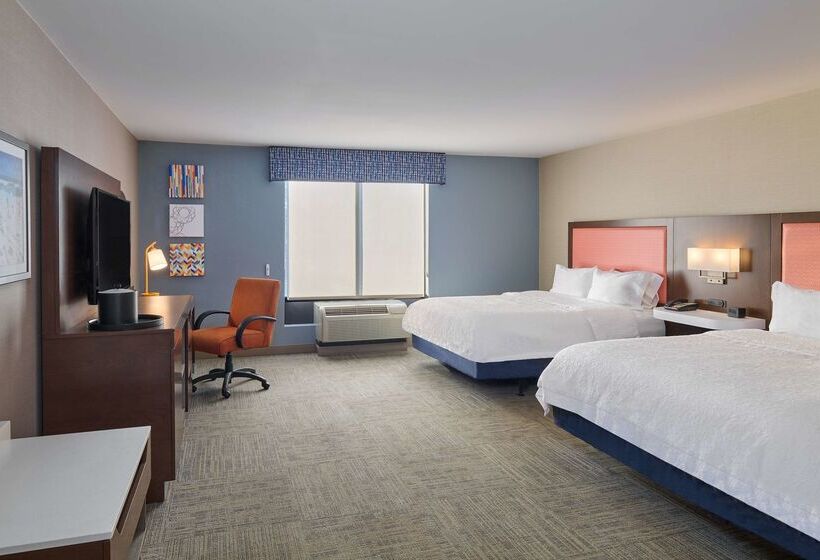 בית מלון כפרי Hampton Inn & Suites Providence/smithfield