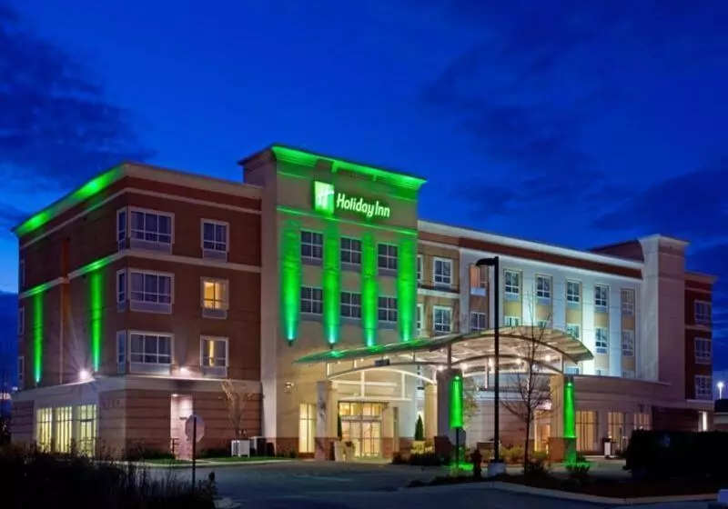בית מלון כפרי Holiday Inn Aurora North   Naperville, An Ihg