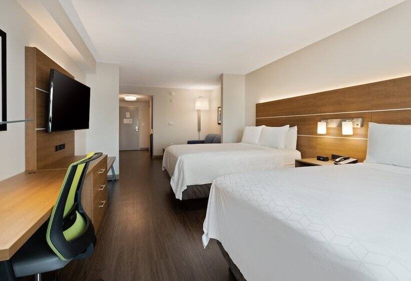 Holiday Inn Express Hotel & Suites Largo Clearwater, An Ihg