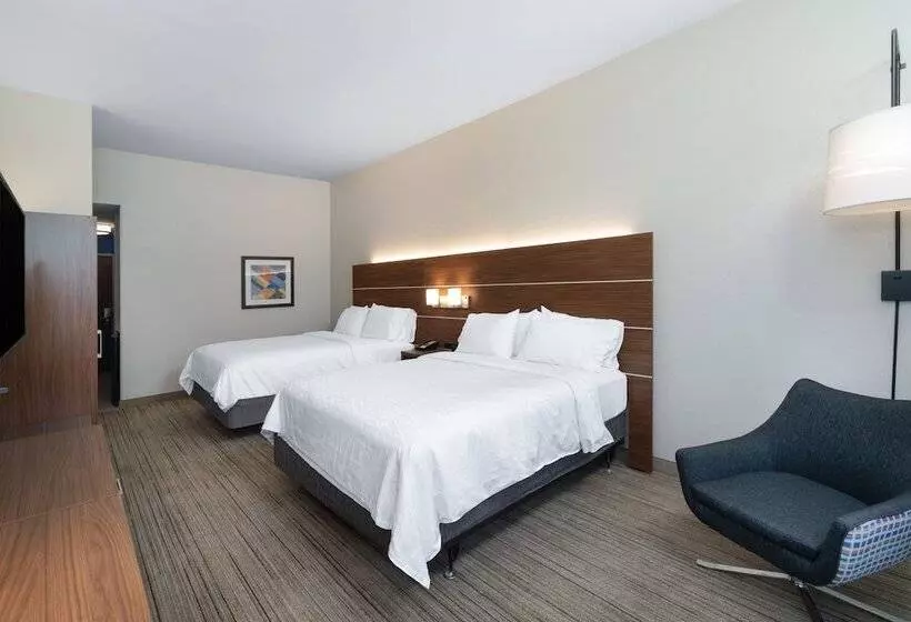 Holiday Inn Express Hotel & Suites Talladega, An Ihg