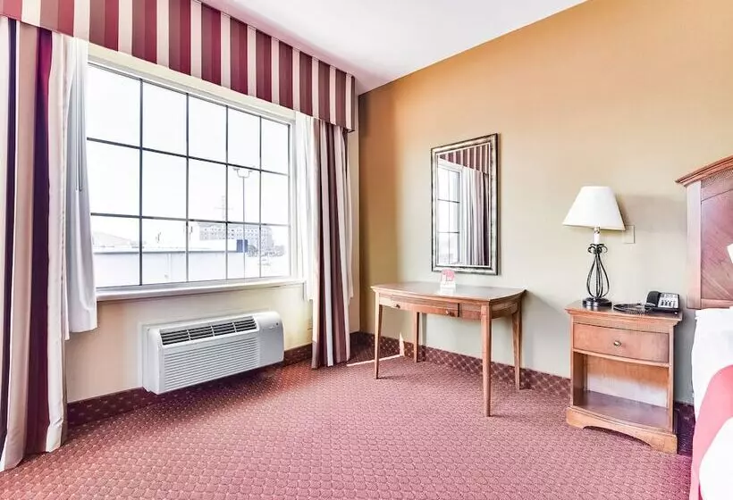 호텔 Oyo Townhouse Oklahoma City Airport