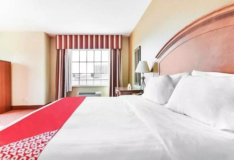 호텔 Oyo Townhouse Oklahoma City Airport