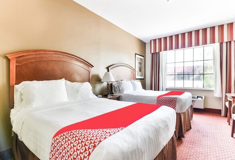 בית מלון כפרי Oyo Townhouse Oklahoma City Airport