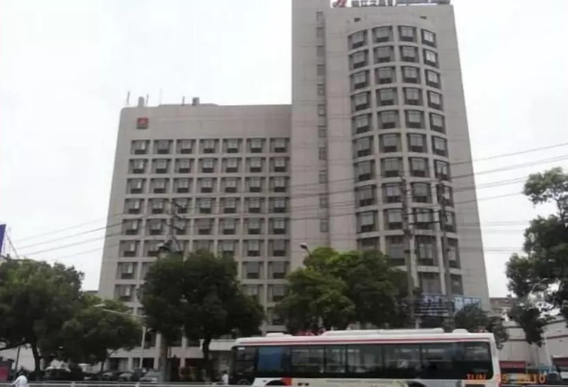 Hotelli Jinjiang Inn Nanjing Train Station 1