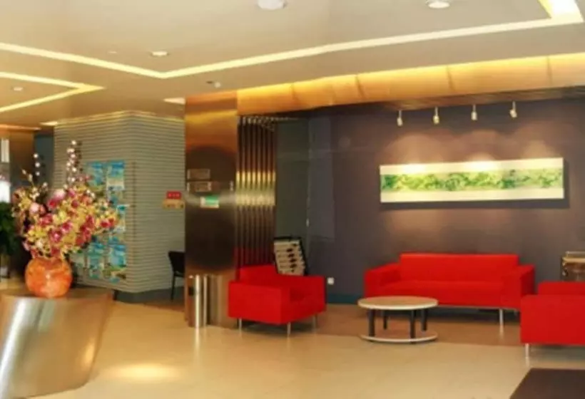 Отель Jinjiang Inn Changchun Train Station North Square