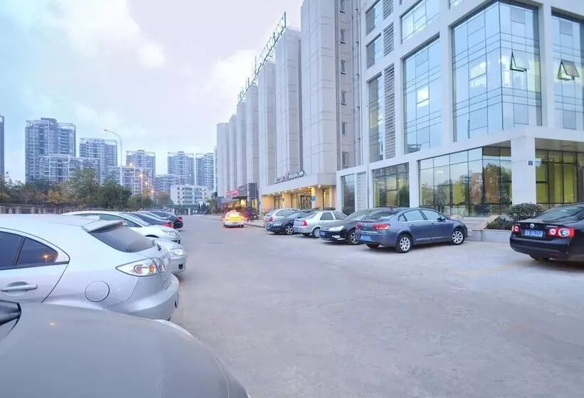 ホテル Jinjiang Inn Wuhan Economic&technological Development Zone