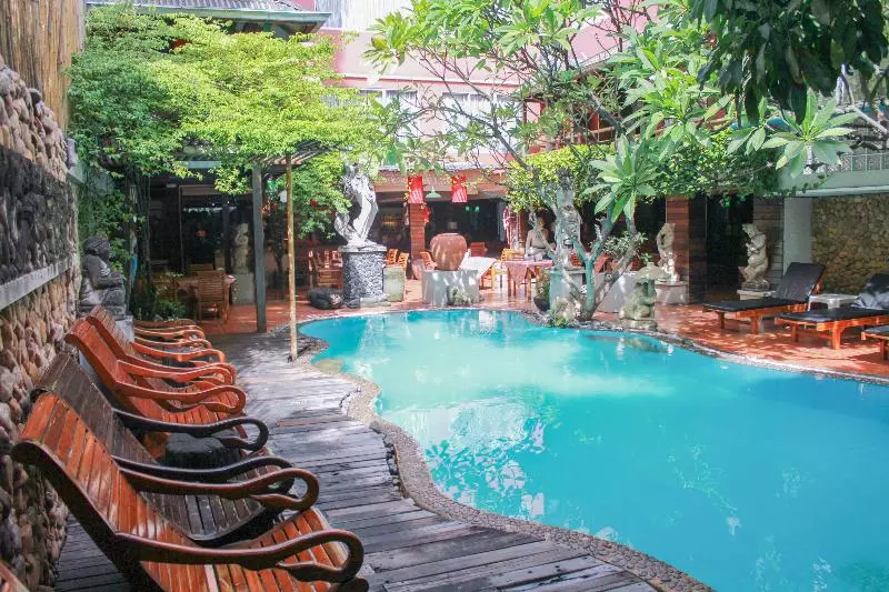 هتل Villa Cha Cha Banglumphu