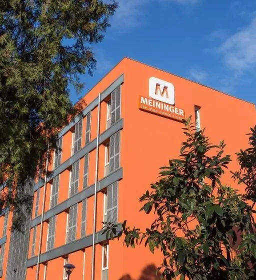 住所  Meininger Milano Garibaldi