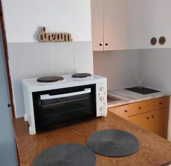 Valentinos Apartments