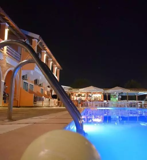 Valentinos Apartments