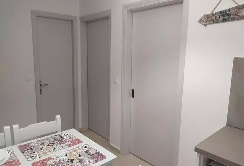 Valentinos Apartments