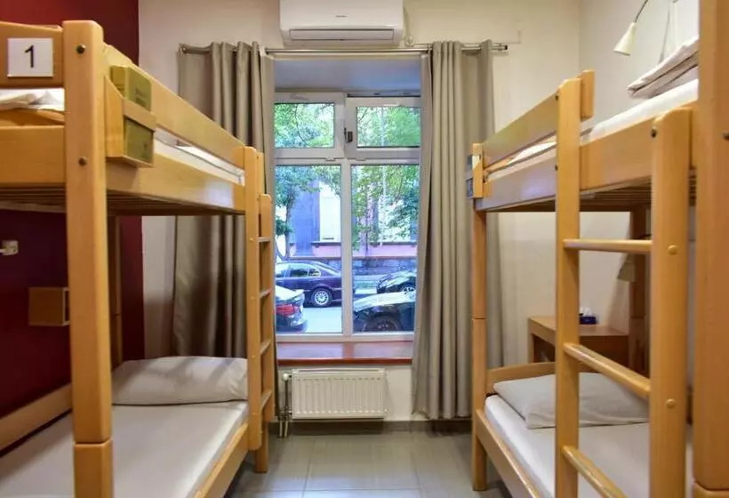 Envoy Hostel & Tours