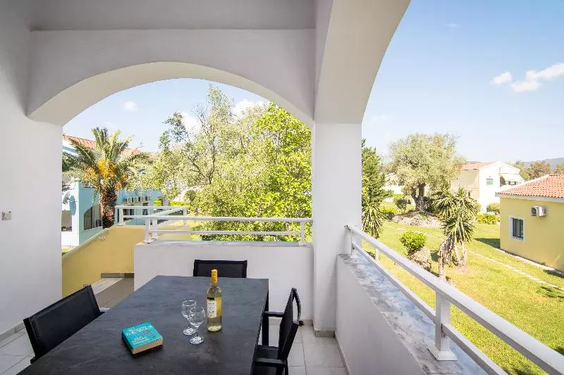 Helion Resort At Govino Bay