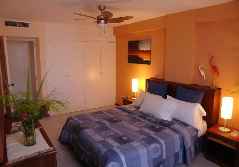 هتل Costa Real Suites