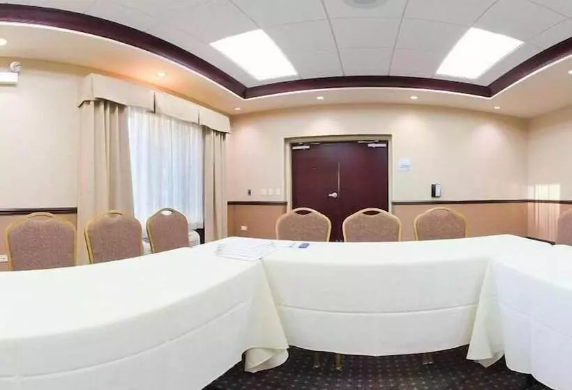 Hotel Holiday Inn Express & Suites Chicago West O Hare Arpt Area , An Ihg