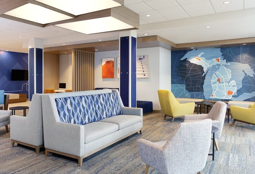 Holiday Inn Express Hotel & Suites Terre Haute, An Ihg