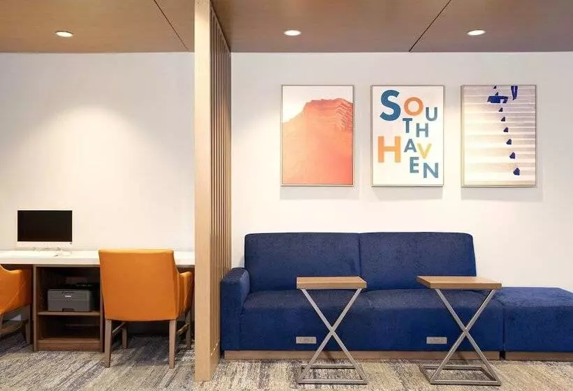 Holiday Inn Express Hotel & Suites Terre Haute, An Ihg