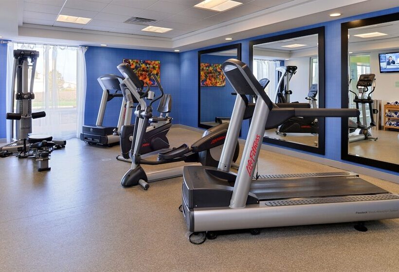 Holiday Inn Express Hotel & Suites Terre Haute, An Ihg