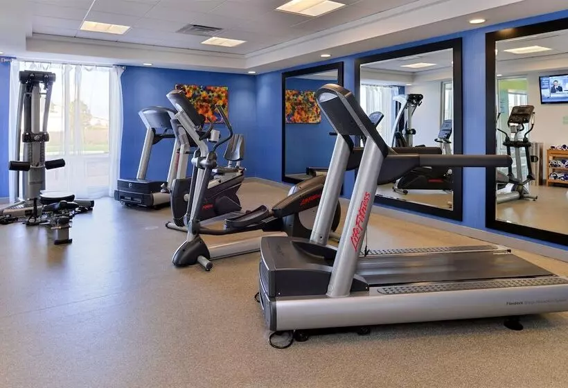 Holiday Inn Express Hotel & Suites Terre Haute, An Ihg