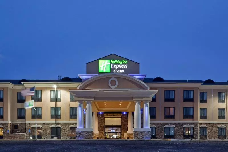 호텔 Holiday Inn Express Hays, An Ihg
