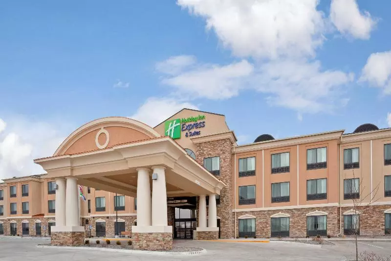 호텔 Holiday Inn Express Hays, An Ihg
